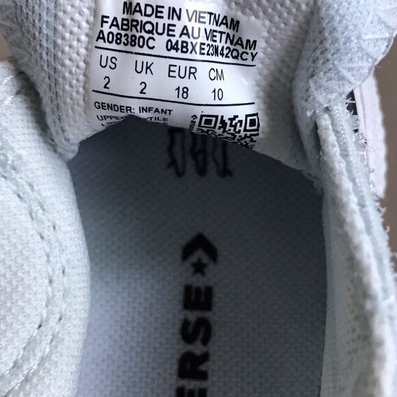 Converse Chuck Taylor All Star Heart Strap Easy-On Size 2 - Picture 6 of 6